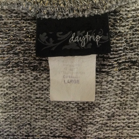 Daytrip Gray Striped Sparkly Gold Sweater Tunic - Picture 8 of 8